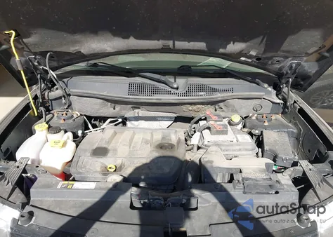 2016 Jeep Compass Latitude z USA, uszkodzony, nr VIN 1C4NJDEB9GD662442